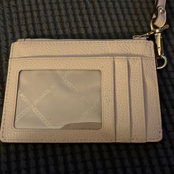 AW-Michael Korrs small pink wristlet - Picture 2 of 2